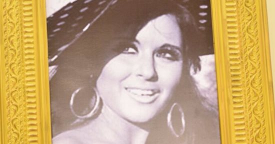 صور نجوم زمن الفن الجميل تزين ممشى المشاهير بمهرجان القاهرة السينمائى