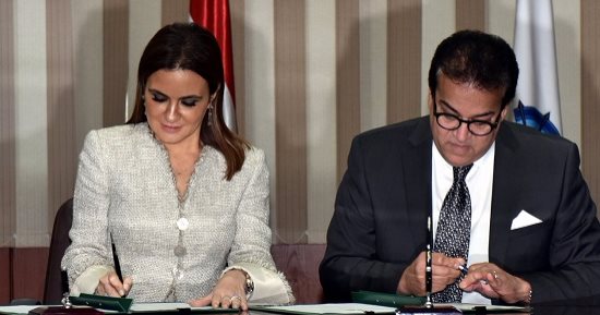 وزيرا "الاستثمار والتعليم العالى" يوقعان بروتوكول لتفعيل "فكرتك شركتك"