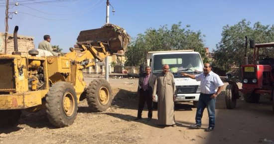 رفع القمامة بعدد من الوحدات المحلية لقرى بشبيش ودمرو والشهيدى بالغربية