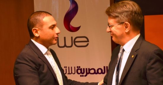 "المصرية للاتصالات" و "أورنج" توقعان اتفاقية لتسوية النزاعات القضائية  