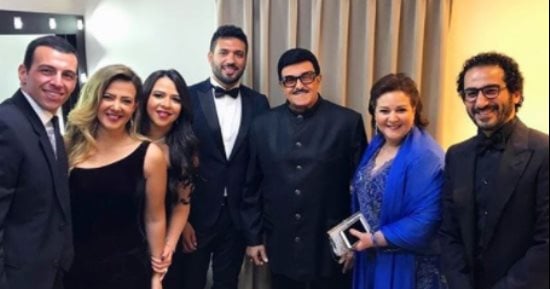 شاهد سمير غانم وعائلته بعد تكريمه فى مهرجان القاهرة السينمائى