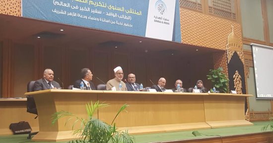  رئيس جامعة الأزهر السابق: الطلاب الوافدون من المجاهدين فى سبيل الله
