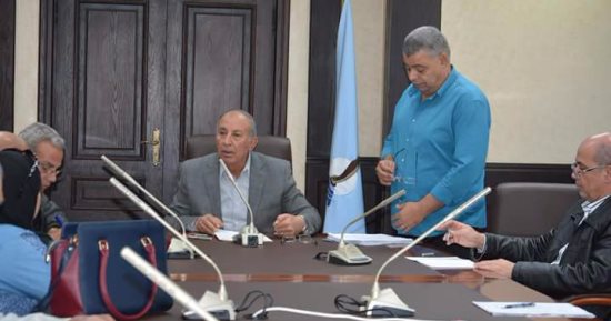 محافظ البحر الأحمر: نسعى لحل كافة مشاكل المواطنين 