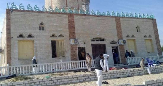 مصاب مسجد الروضة: لهجة الإرهابيين كانت غير مصرية وتمركزوا أمام الشبابيك