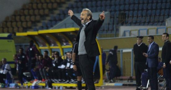 صورة.. ديسابر يعاين ستاد القاهرة قبل مواجهة الزمالك
