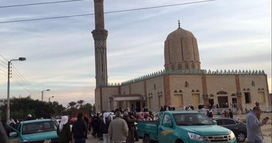بطريركية الأرمن الأرثوذكس تعزى الرئيس والشعب المصرى فى ضحايا حادث الروضة