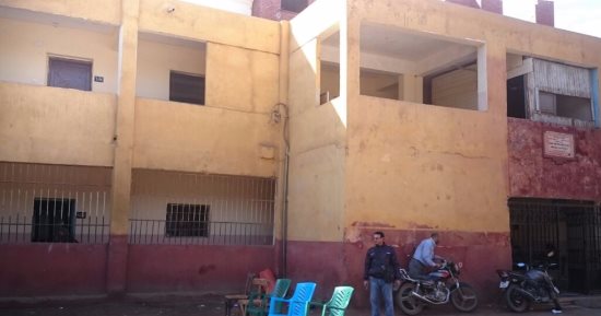 بعد واقعة مرور حيوانات بطابور مدرسة بالمنوفية..التعليم توجه بحماية طلابها     