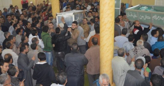 صور.. حكاية أسرة بالغربية فقدت الأب والابن فى حادث مسجد الروضة الإرهابى