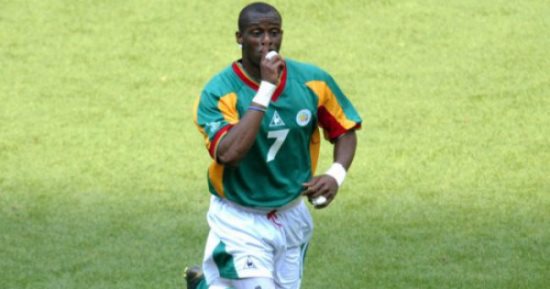 جول مورنينج.. كمارا يكتب التاريخ مع السنغال ويقوده لربع نهائي مونديال 2002
