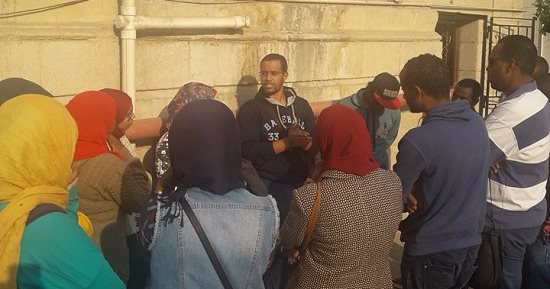 صور...بـ"ربطة عنق" نوبة الخير تنقذ أطفال "الثلاسيميا" بمستشفى الدمرداش