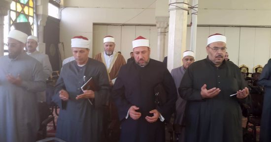 بدء اجتماع قيادات أوقاف الإسكندرية بدقيقة حداد على أرواح شهداء مسجد الروضة