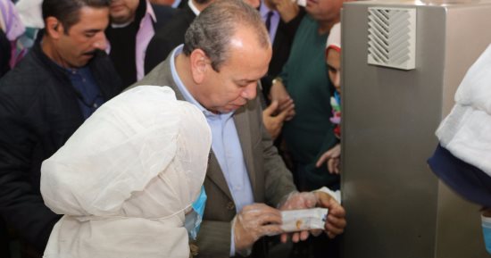 محافظ دمياط يتفقد مصنع التغذية المدرسية بشطا 
