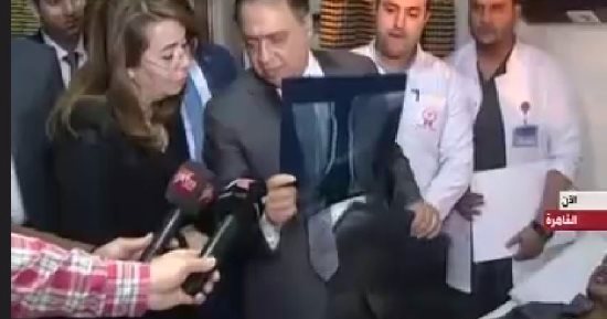 فيديو..وزيرا الصحة والتضامن يزوران مصابى حادث مسجد الروضة الإرهابى