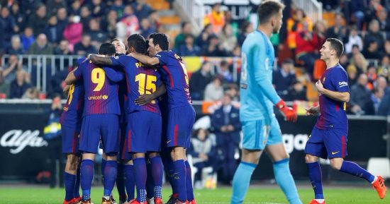 شاهد.. برشلونة يخطف نقطة ثمينة من فالنسيا ويحتفظ بصدارة الدورى الإسبانى