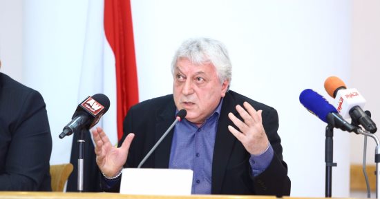 الناقد محمد رضا: netfilx نتاج تطور تكنولوجى دخل على السينما