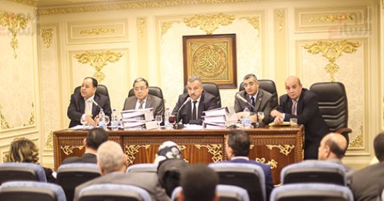 "صحة البرلمان" تقر مادة تشكيل لجنة تسعير الخدمات الطبية بقانون التأمين الصحى