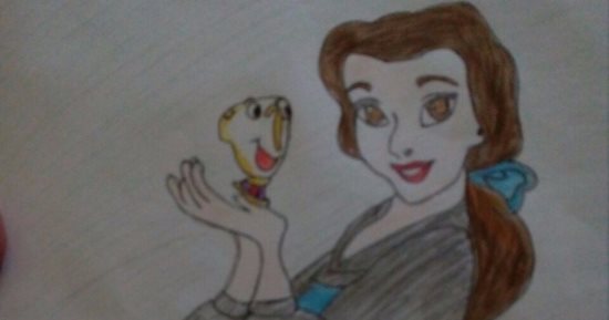 موهبتك فى دقيقة.. طالبة تشارك بموهبتها فى فن رسم البورتريه "صور"