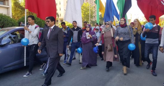 مسيرة طلابية فى اليوم العالمى لأمراض السكرى بجامعة أسيوط 