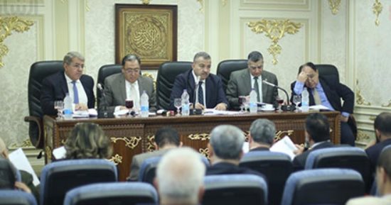 "صحة البرلمان" توافق على تشكيل اللجنة العليا للمسئولية الطبية.. والنقابة تطالب باستقلالها