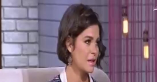 يسرا اللوزى لـ"ست الحسن": طفلتى مصابة بضعف السمع واكتشفت المرض بعد سنة(فيديو)