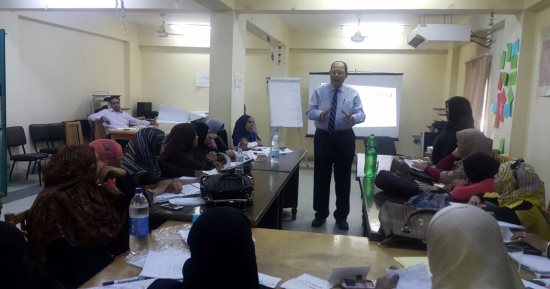 صور.. صحة أسوان تنظم تدريب لـ46 رائدة ريفية على الرسائل الصحية