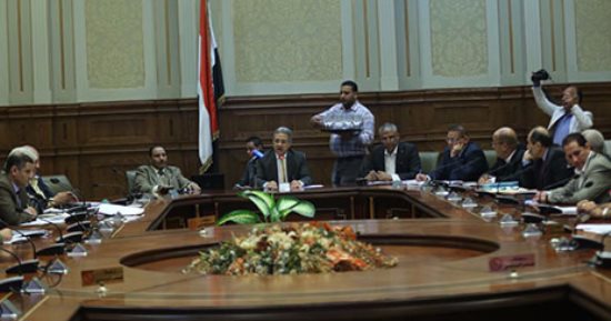 بدء اجتماع "محلية البرلمان" لمناقشة أزمة النادى النهرى للزمالك (صور)