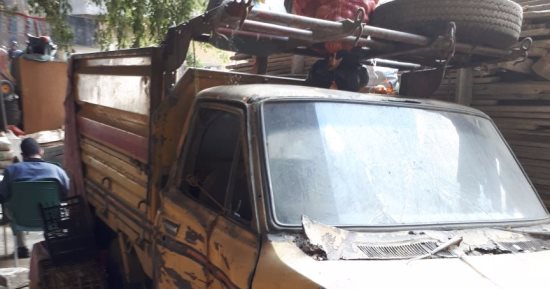 قارئ يبلغ عن سيارة "خردة" مهملة لفترة طويلة بشارع عبد المجيد سليم فى الوايلى