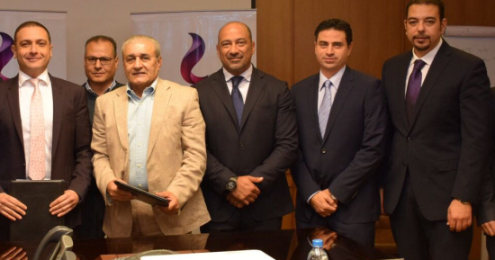 "المصرية للاتصالات" توقع اتفاقية تعاون مع "بيراميدز تليكوم" كأول موزع معتمد
