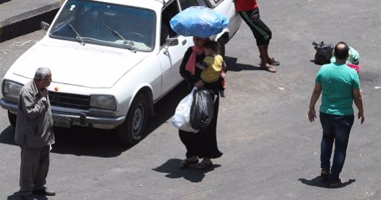 صورة اليوم... أمى.. لا تزل يداكِ أرجوحة و لا أزل ولد