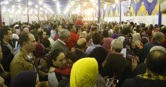 صور.. فتح منفذ دخول جديد بانتخابات الأهلى بعد تزايد إقبال الأعضاء