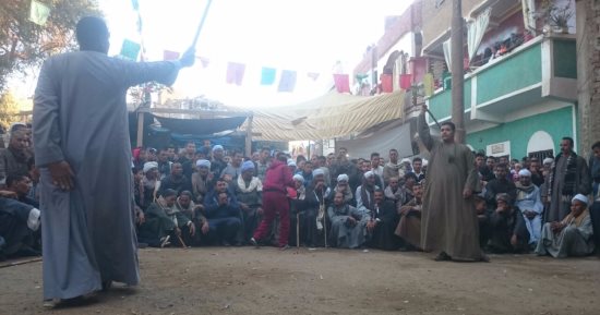 المئات يحتفلون بالليلة الختامية لمولد السيد أبو حمد فى قنا