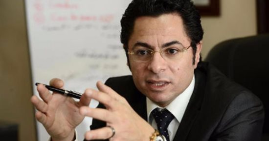 خالد أبو بكر عن مغادرة شفيق لباريس: لديه ثلاث خيارات ولن يعود للإمارات