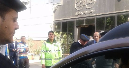 مدير المرور يتفقد الطرق ويوجه بنشر الخدمات لتأمين الرحلات بسبب الشبورة