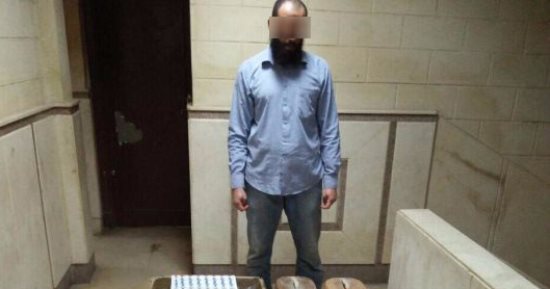 القبض على مندوب مبيعات متهم بغش المنظفات بالتبين