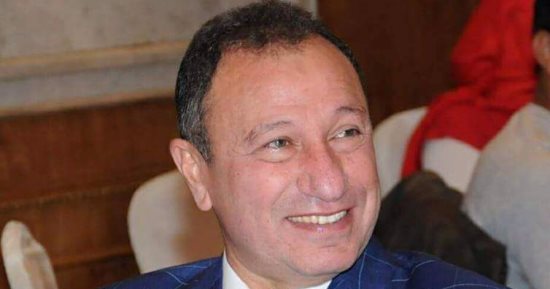 لجنة الكرة تجتمع بالبدرى وعبد الحفيظ قبل مران الأهلى 