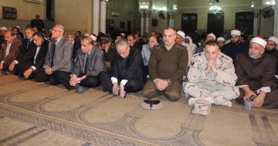 رئيس جامعة المنيا يشهد احتفالية المولد النبوى بمديرية الأوقاف