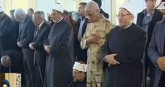 شيخ الأزهر ووزير الأوقاف يصلان مسجد الروضة لأداء صلاة الجمعة 
