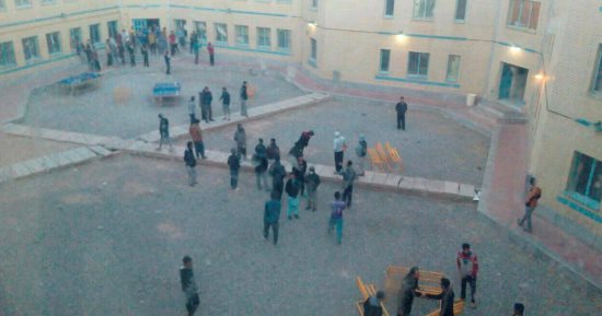 صور.. زلزال بقوة 6.3 درجة يضرب جنوب شرق إيران