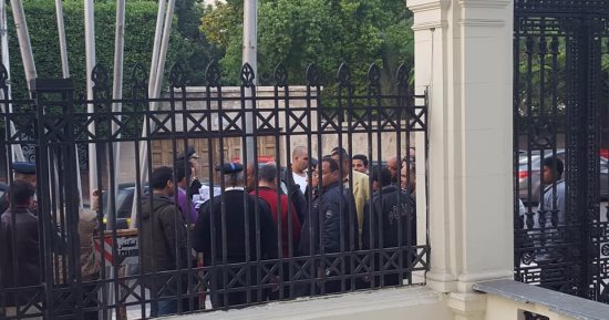 صور.. الرجاء يسمح لـ"50" مشجعا زملكاويا بحضور مباراة الفريقين