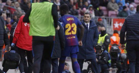 تقارير: أومتيتى يغيب عن برشلونة أمام ريال مدريد فى الكلاسيكو