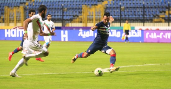 الرجاء يحافظ على تقدمه أمام الزمالك بعد 60 دقيقة