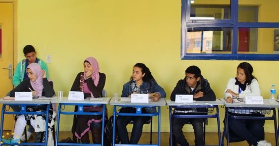 نموذج محاكاة الاتحاد الأوروبى بجامعة عين شمس يطلق فعالياته لتوعية طلاب المدارس