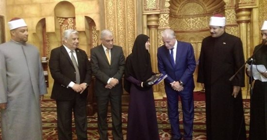محافظ جنوب سيناء يكرم 10 من حفظة القرآن الكربم فى شرم الشيخ