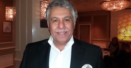 صور.. خبراء من سويسرا ولبنان يناقشون أحدث طرق زراعة الشعر 