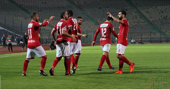 75 دقيقة.. الأهلى 1:1 طنطا.. مؤمن ونيدفيد بديلان للشيخ والسولية