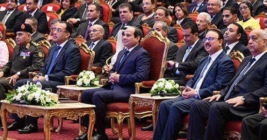 السيسي: إطلاق أول مركز إقليمى لرعاية الإبداع التكنولوجى فى مصر (صور)