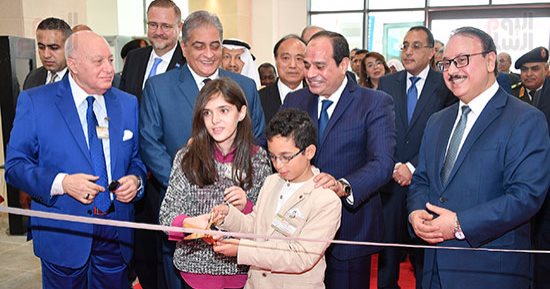 السيسي: قطاع الاتصالات ركيزة أساسية فى خطة الدولة للتحول نحو المجتمع الرقمى (صور)