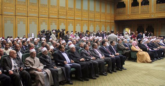 شاكر عبد الحميد: معارك التراث كلام فى الماضى وعلينا تجاوز الأشاعرة
