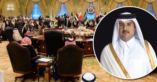 وصول وفود المقدمة لدول الخليج للكويت للإعداد لمشاركة الوفود الرسمية فى القمة الخليجية.. مصادر: أمير قطر تعهد بتقديم اعتذار لملك السعودية.. واستنفار حكومى بالكويت لإنجاح القمة