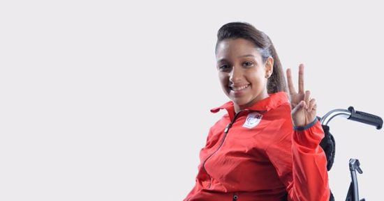 آية أيمن بطل السباحة البارالمبية فى مناهج الصف الثالث الابتدائى